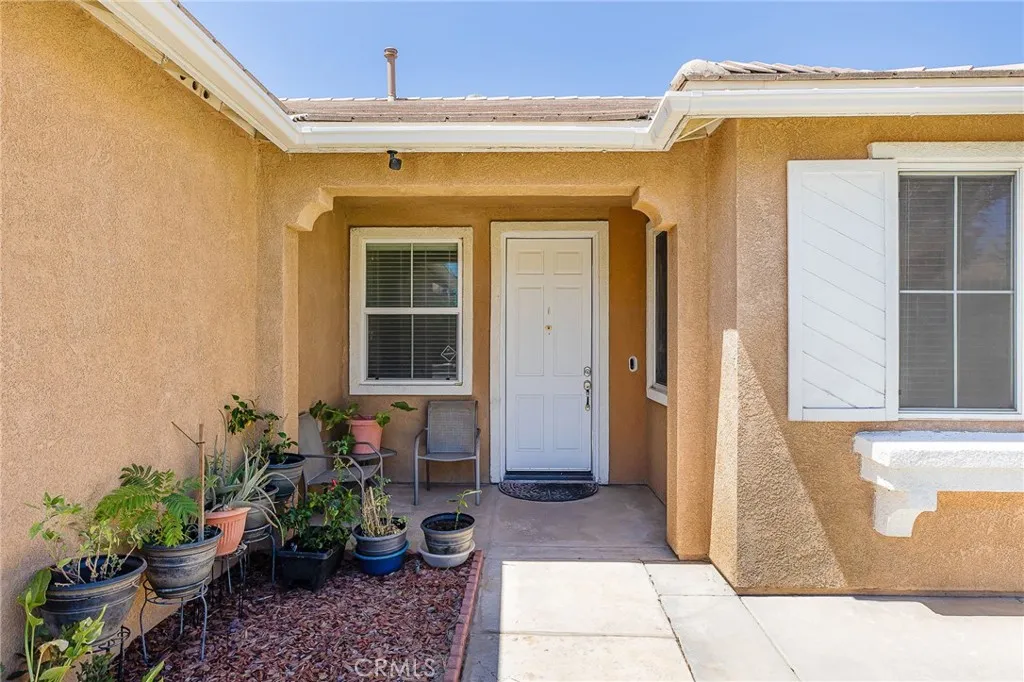 11578 Luna Road, Victorville, CA 92392 - Photo 3 of 33, Victorville, CA