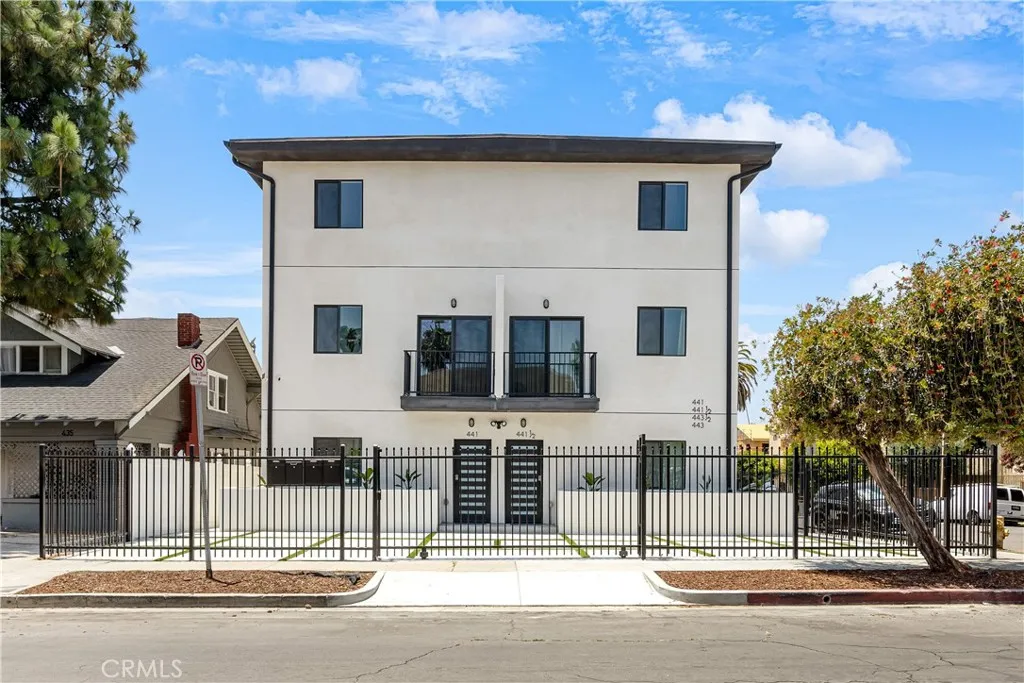 441 N Harvard Boulevard, Los Angeles, CA 90004 - Photo 4 of 43, Los Angeles, CA