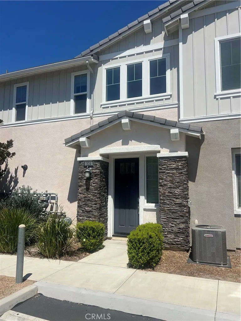16502 Casa Grande Unit 324, Fontana, CA 92336 - Photo 2 of 40, Fontana, CA