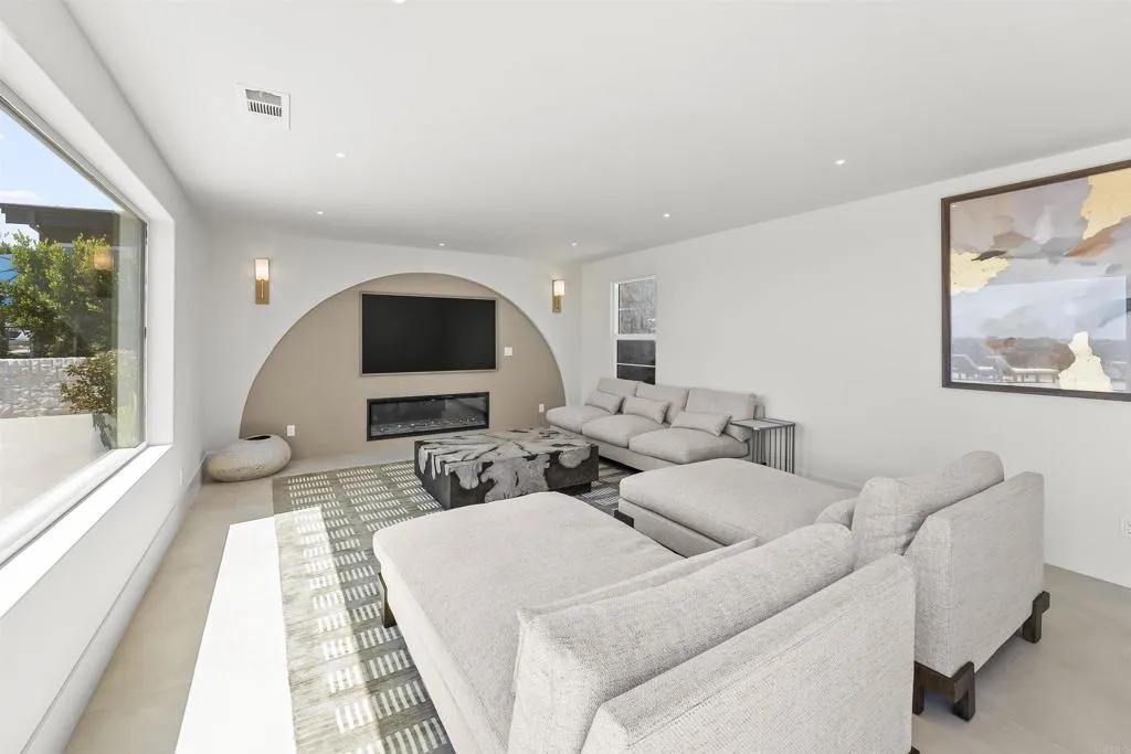 https://cdn.realtyfeed.com/cdn/127/306769052/5522c8f5d96448e7ca2de71f6939d022.webp