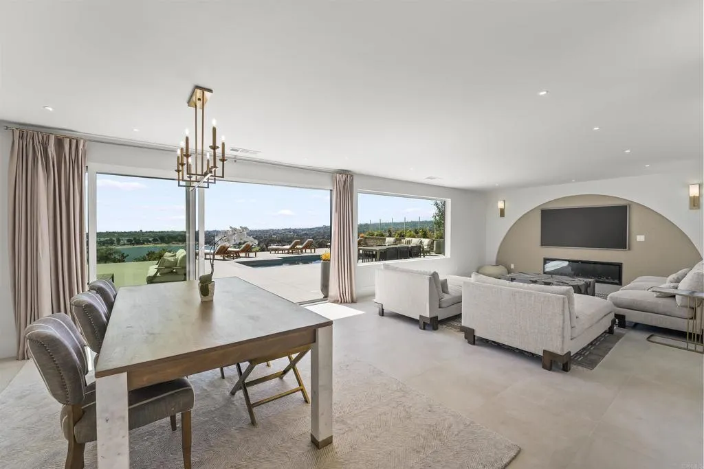 https://cdn.realtyfeed.com/cdn/127/306769052/d788af6d3fb265975a02bb405126f682.webp