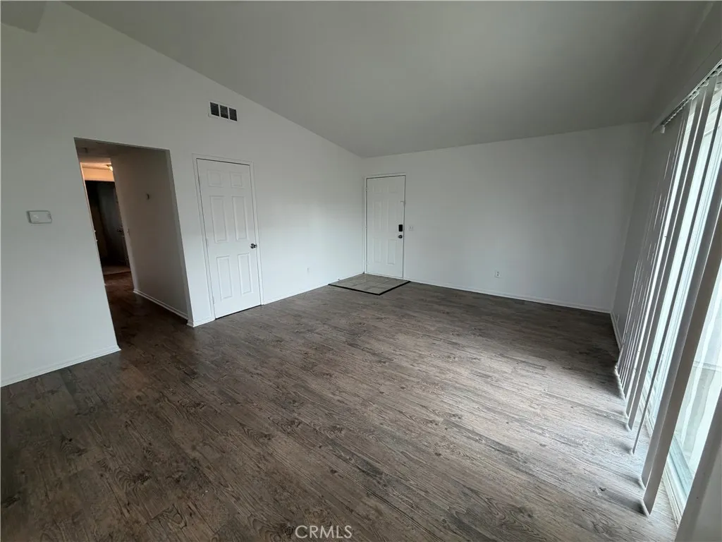 7335 Lydia Avenue, Riverside, CA 92504 - Photo 5 of 43, Riverside, CA