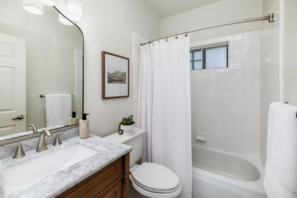 https://cdn.realtyfeed.com/cdn/127/306769070/a5ca85816f6a7b51080e73fc2e7762cf.webp