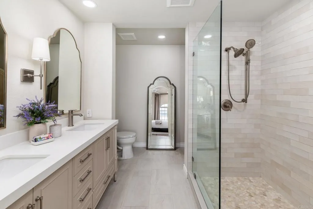 https://cdn.realtyfeed.com/cdn/127/306769070/c2ce6d2f901b679aabce834616b3d182.webp