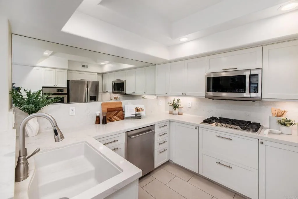 https://cdn.realtyfeed.com/cdn/127/306769070/d7817f0b51015ebb97d327023276ecf3.webp
