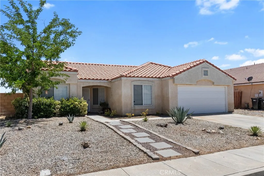 3106 Old Country, Rosamond, CA 93560 - Photo 3 of 33, Rosamond, CA
