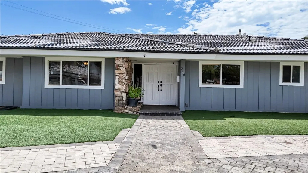 2550 W Rowland Avenue, Anaheim, CA 92804 - Photo 2 of 50, Anaheim, CA