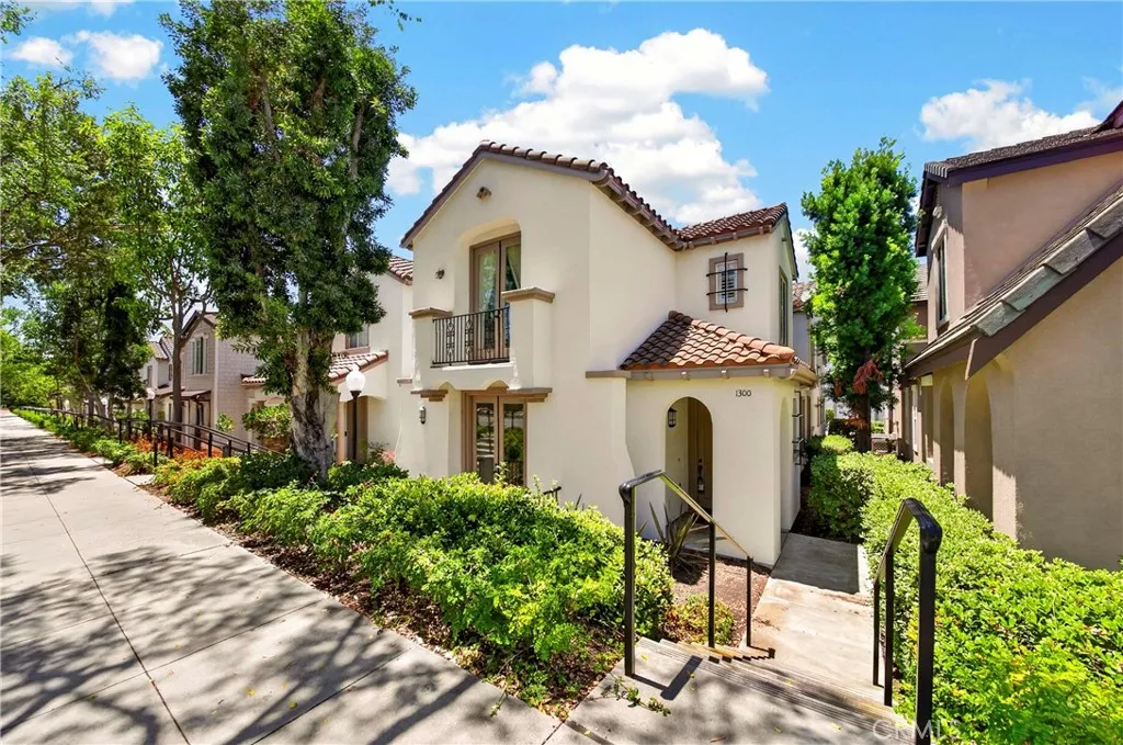 1300 Mcfadden Drive, Fullerton, CA 92833 - Photo 2 of 33, Fullerton, CA