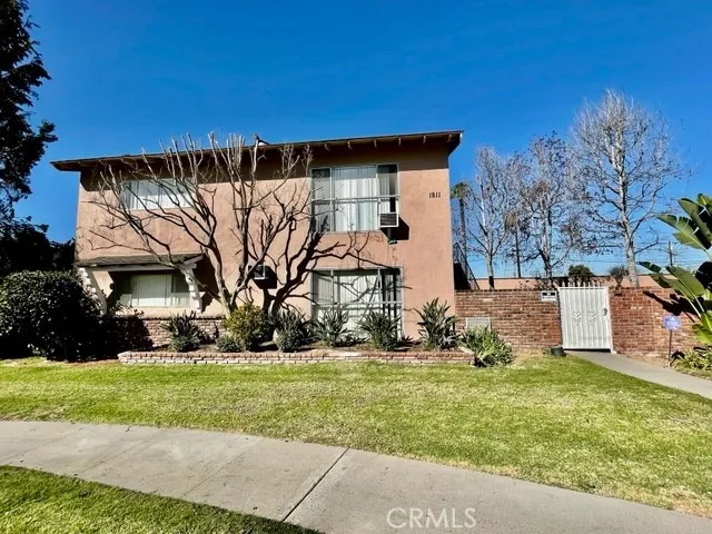 1811 W Sallie Unit E, Anaheim, CA 92804 - Photo 5 of 25, Anaheim, CA