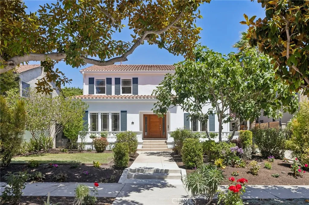 230 S Lucerne Boulevard, Los Angeles, CA 90004 - Main photo, Los Angeles, CA