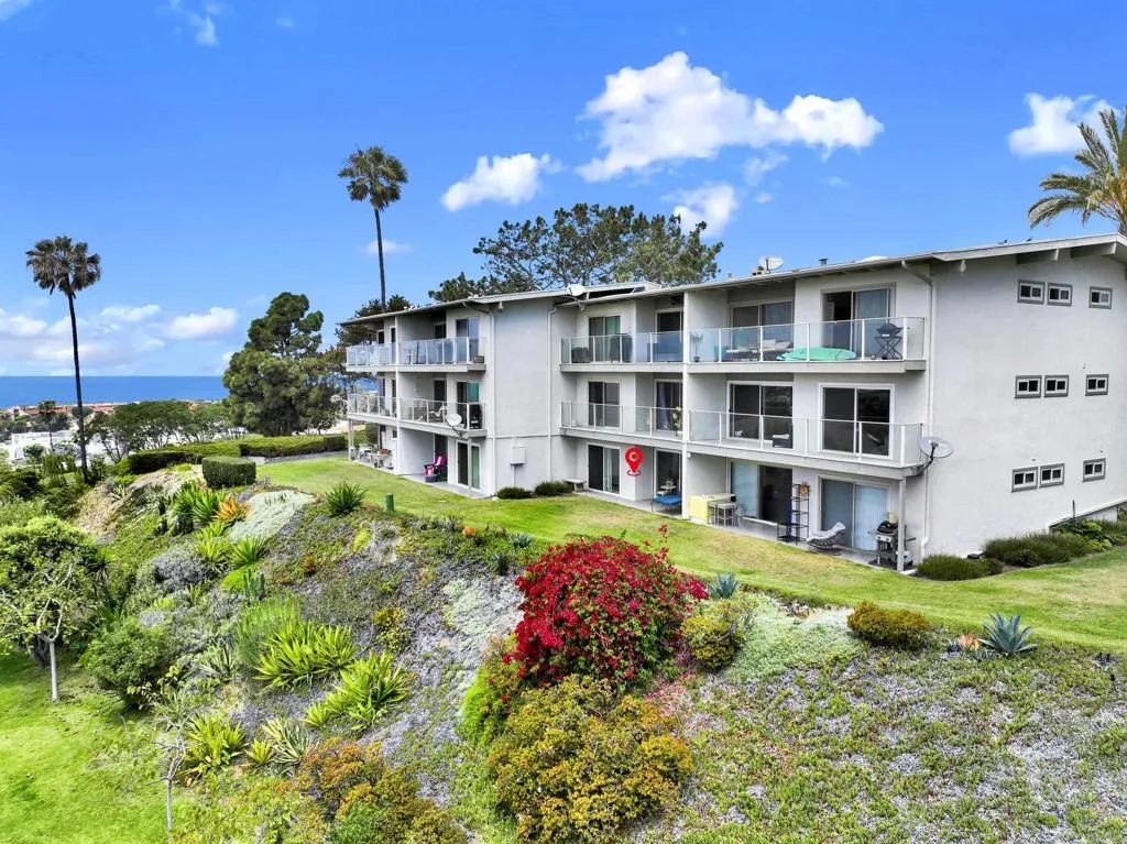 https://cdn.realtyfeed.com/cdn/127/306769227/a6be28abe5f27625e30217ebf65b3ce3.webp