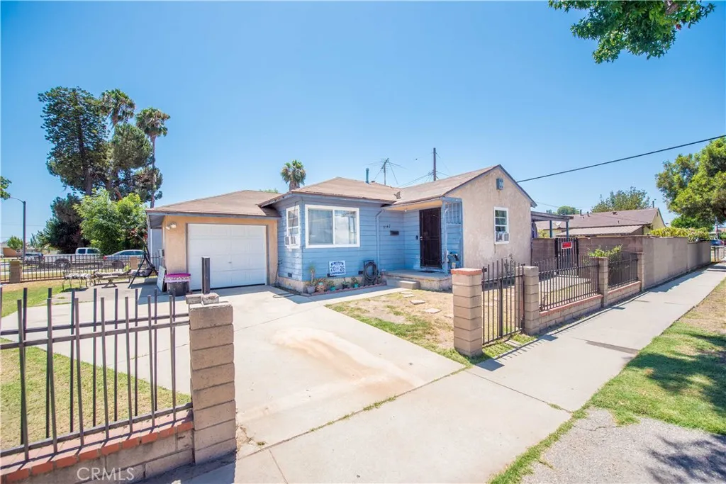 9142 Danbridge Street, Pico Rivera, CA 90660 - Photo 3 of 21, Pico Rivera, CA