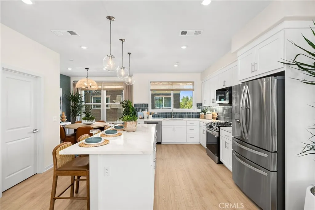 440 S Linden Street, Pomona, CA 91766 - Photo 3 of 25, Pomona, CA