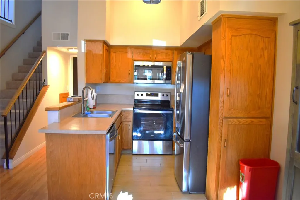 11647 Pepper Lane, Apple Valley, CA 92308 - Photo 4 of 28, Apple Valley, CA