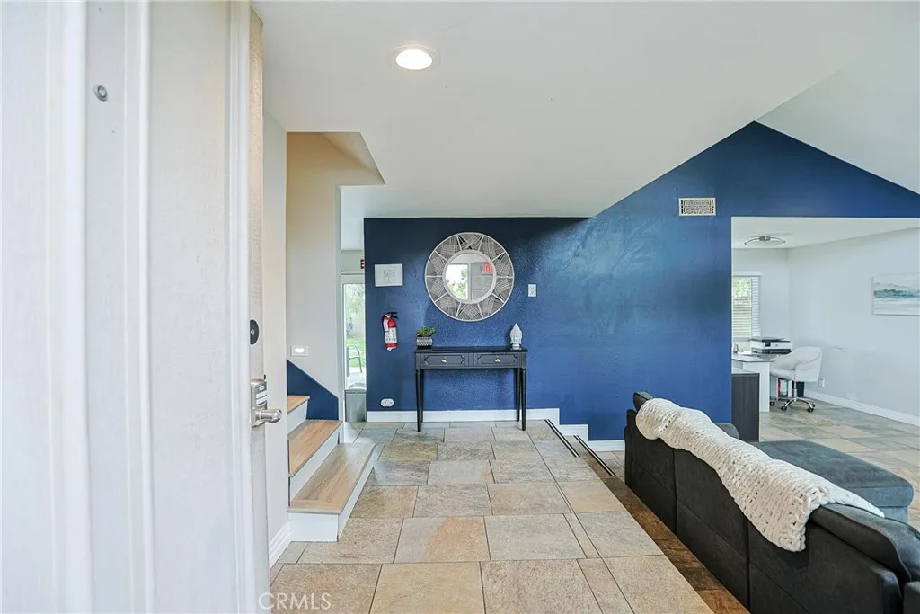 11735 Quartz Avenue, Fountain Valley, CA 92708 - Photo 5 of 17, Fountain Valley, CA
