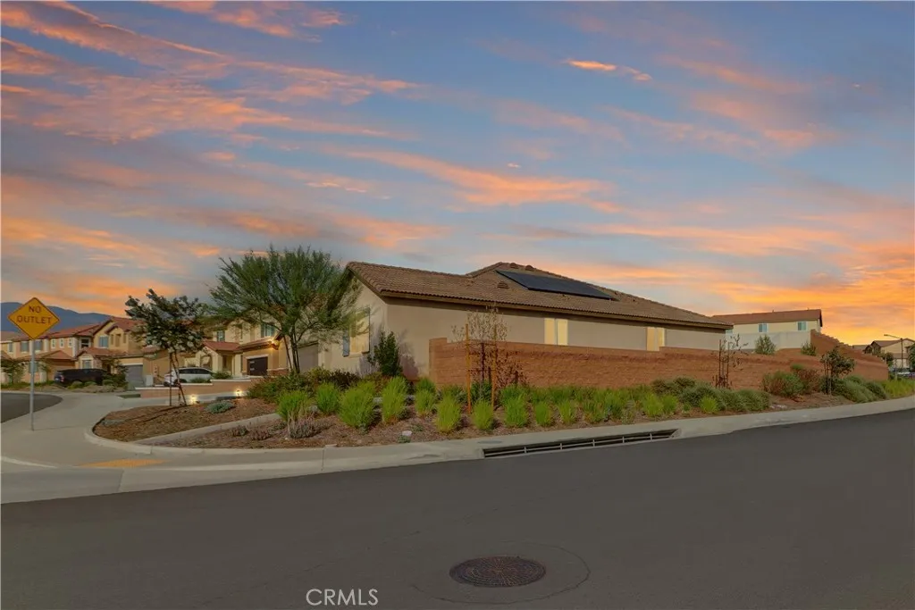 14148 Amici Place, Beaumont, CA 92223 - Photo 3 of 75, Beaumont, CA