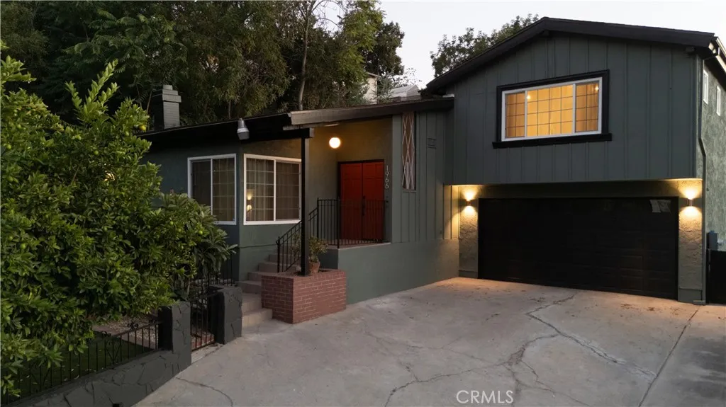 1966 Sunny Heights Drive