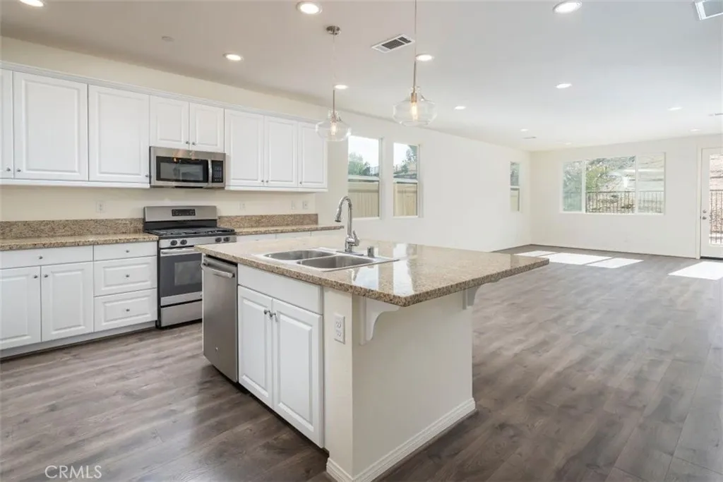 26801 Trestles, Canyon Country, CA 91351 - Photo 5 of 34, Canyon Country, CA