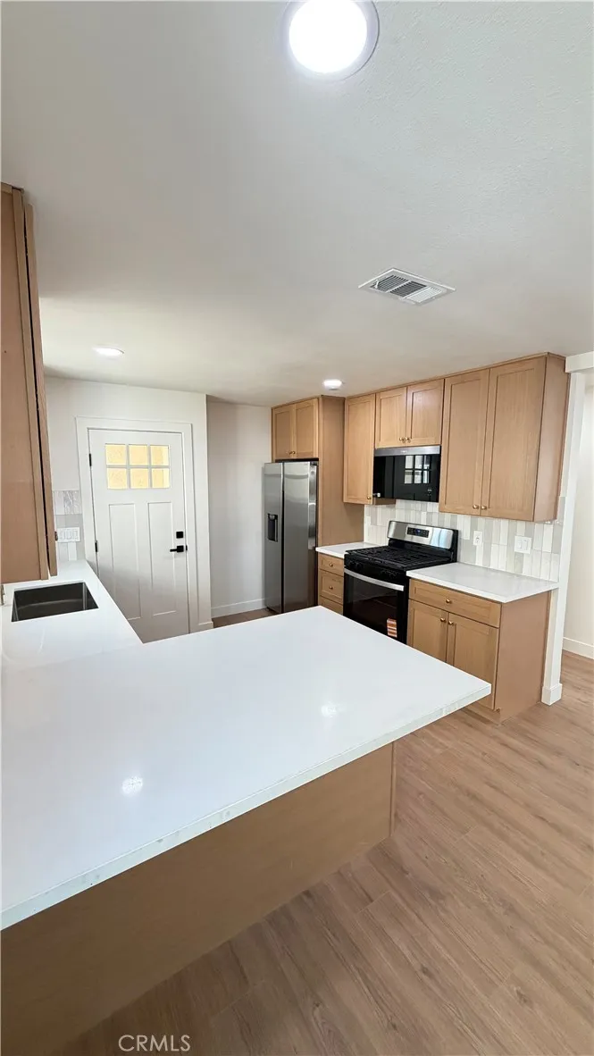 2741 Gale Avenue, Long Beach, CA 90810 - Photo 3 of 9, Long Beach, CA