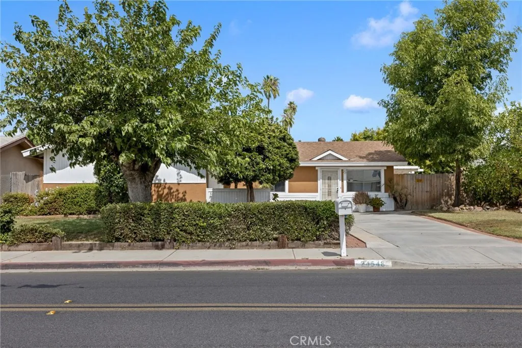 24548 Hemlock, Moreno Valley, CA 92557 - Photo 3 of 37, Moreno Valley, CA