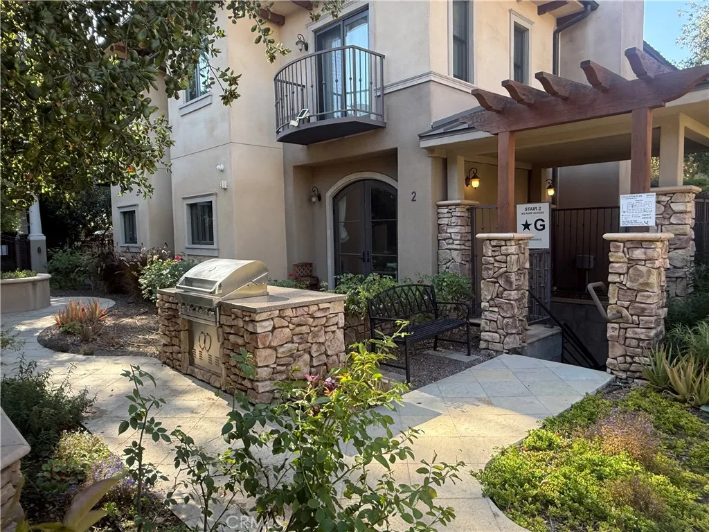 158 S Sierra Madre, Pasadena, CA 91107 - Photo 3 of 17, Pasadena, CA