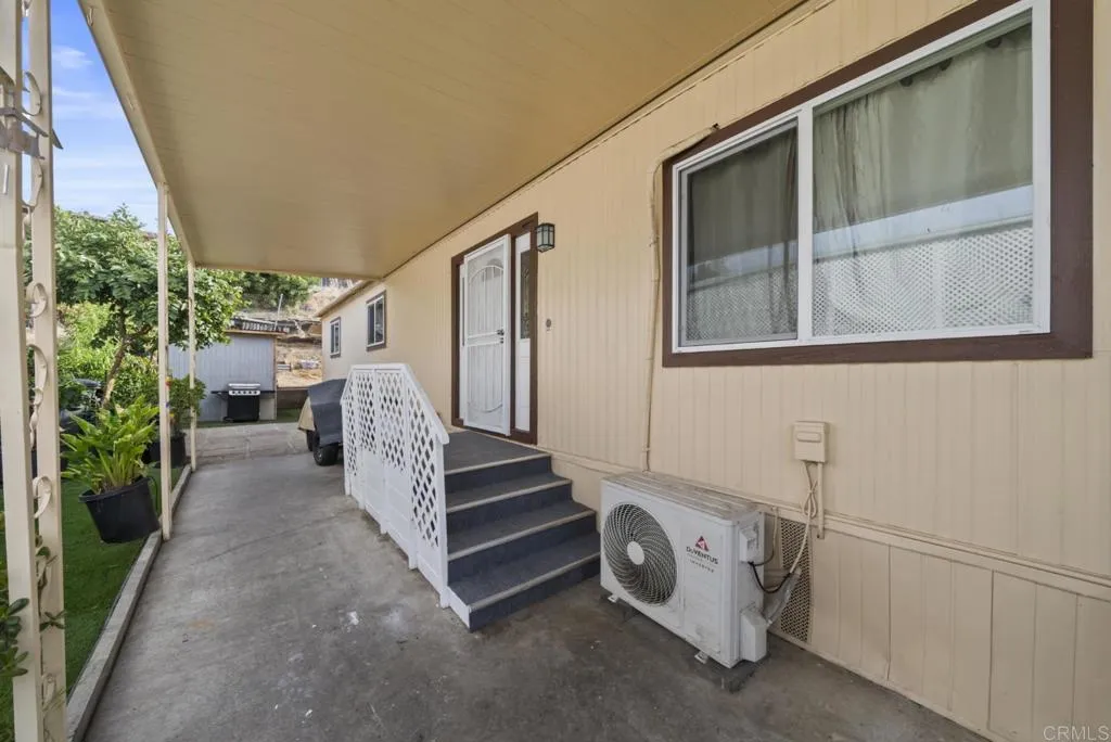 https://cdn.realtyfeed.com/cdn/127/306769413/5ee1bbeb019c03b8bfd1d32f7d956474.webp