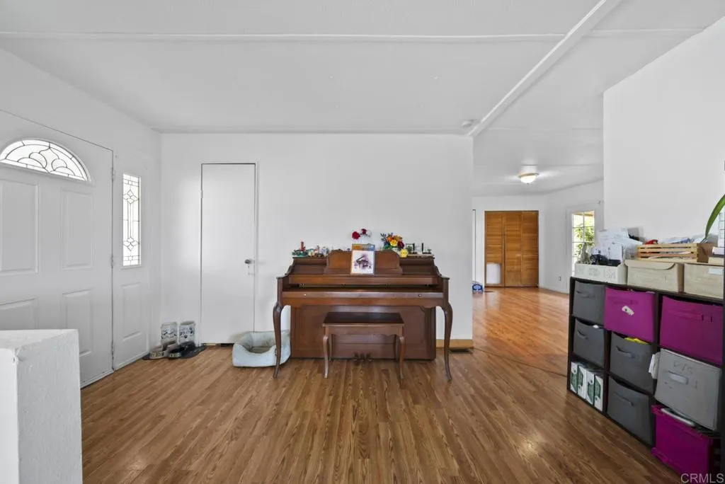 https://cdn.realtyfeed.com/cdn/127/306769413/8b696b90b9423b7d713915209261e4cc.webp