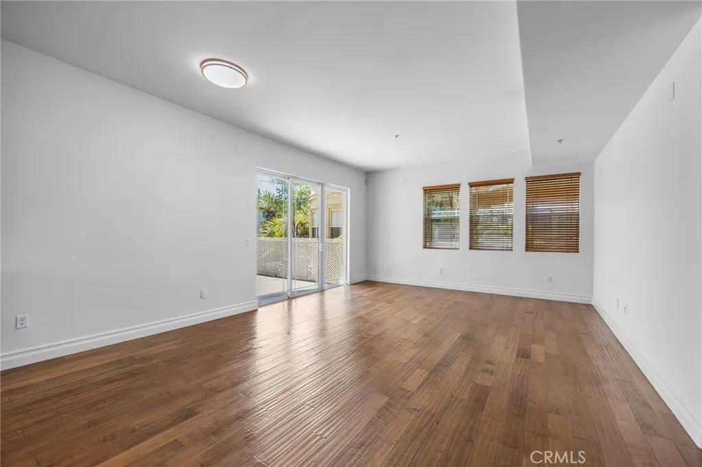 917 S New Hampshire Unit 215, Los Angeles, CA 90006 - Photo 4 of 49, Los Angeles, CA