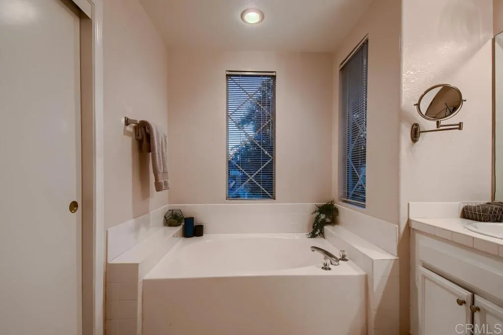 Photo #19: PTP2605362 Listing: Photo #19
