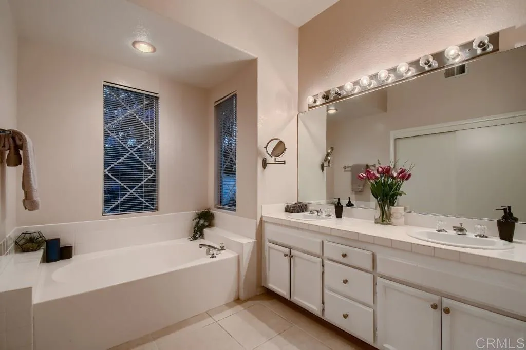 Photo #18: PTP2605362 Listing: Photo #18