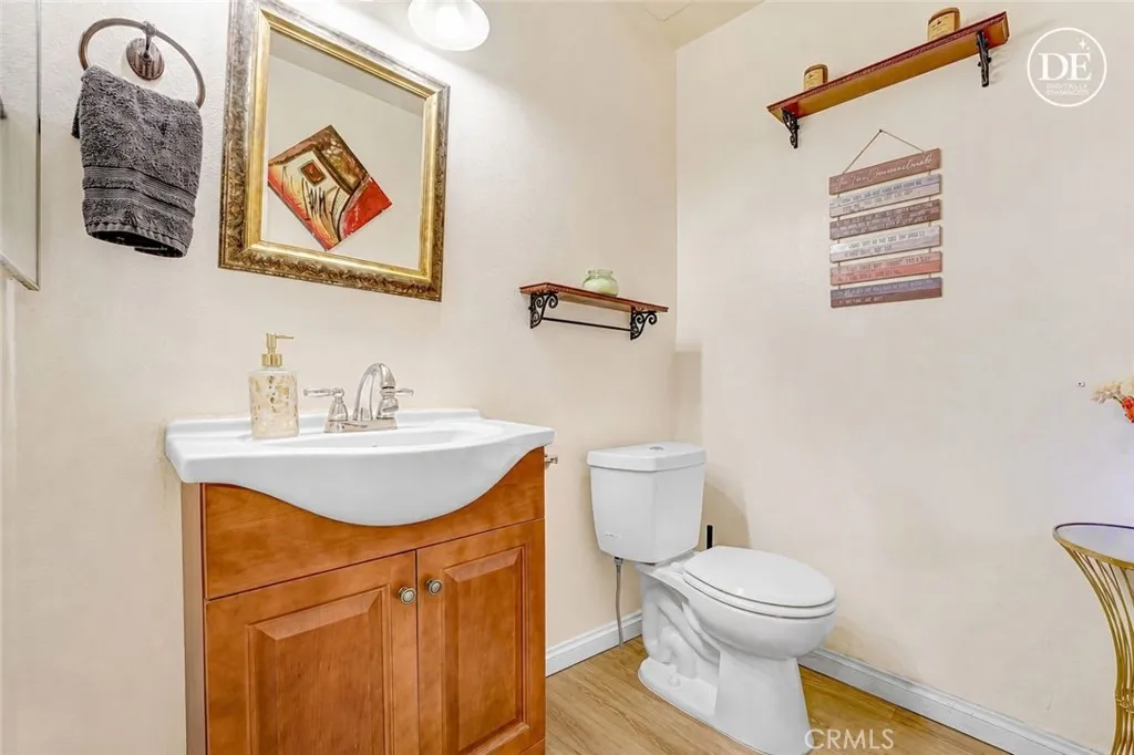 7301 Lennox Avenue Unit D13, Van Nuys, CA 91405 - Photo 5 of 15, Van Nuys, CA