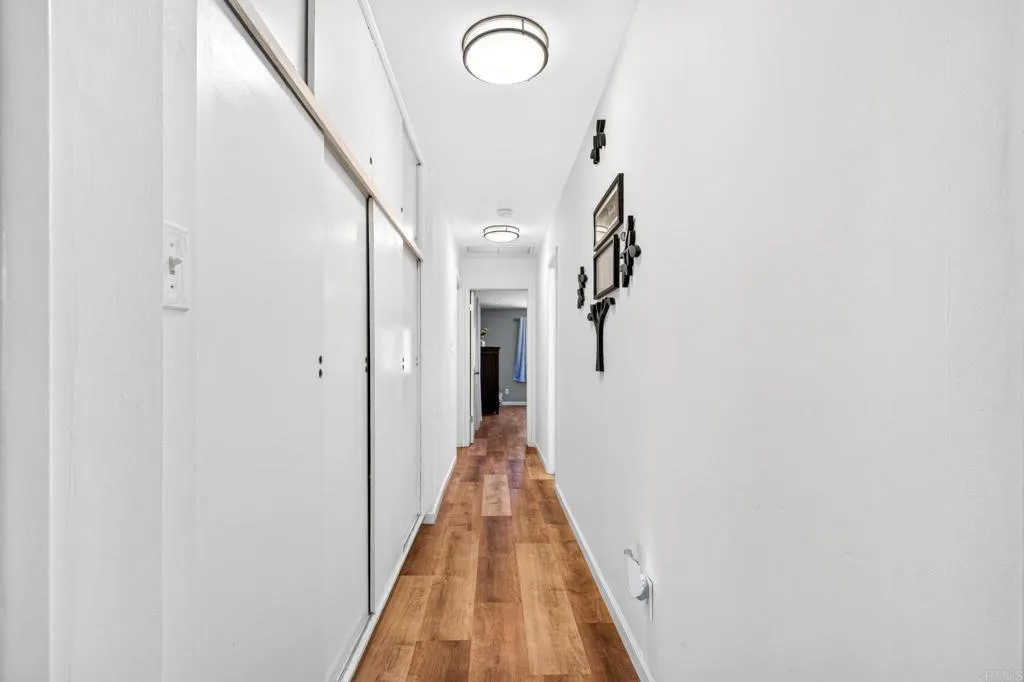 https://cdn.realtyfeed.com/cdn/127/306769422/3f447f6ba0060e362bfdc95aa2d14fcd.webp