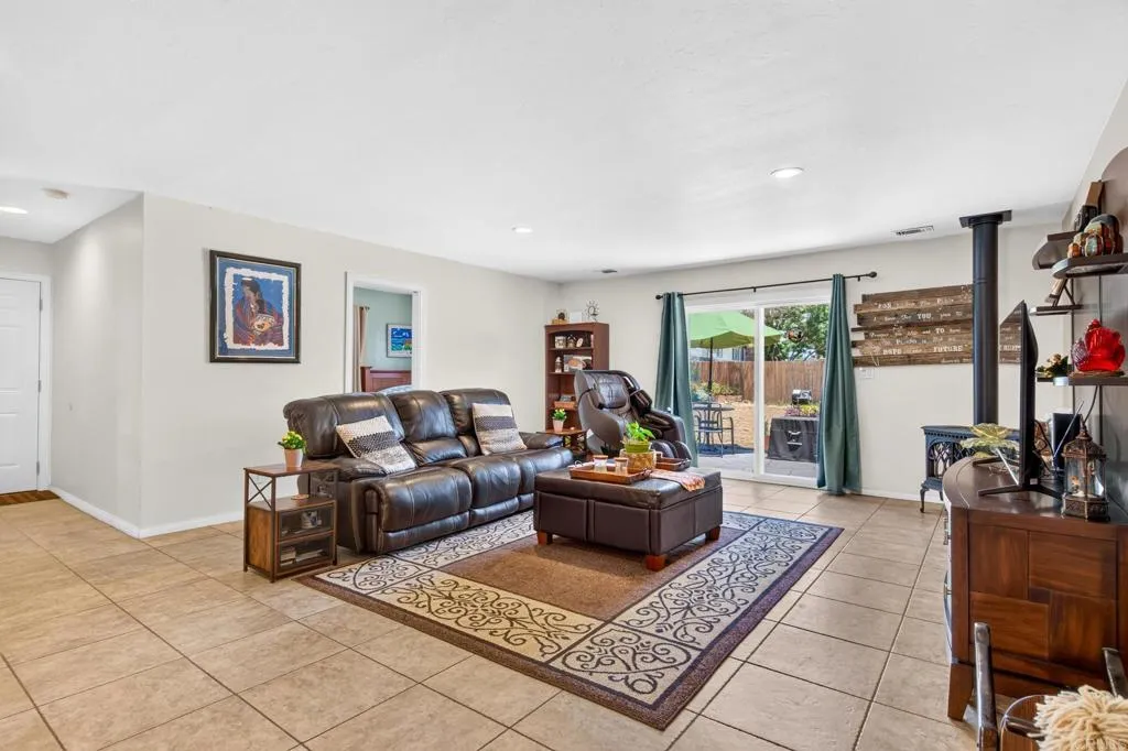 https://cdn.realtyfeed.com/cdn/127/306769422/7ab03c78eecf281fddcf205e6944f5f7.webp