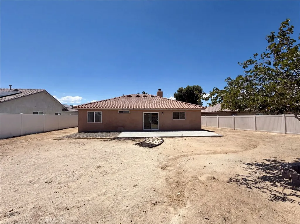 13185 Great Falls, Victorville, CA 92395 - Photo 5 of 27, Victorville, CA