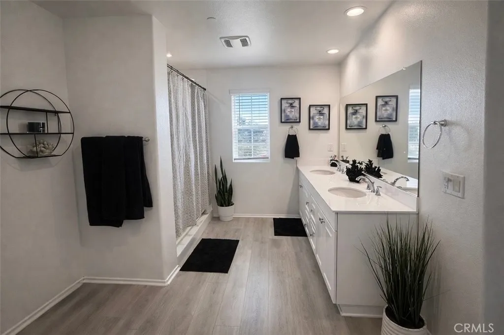 8883 Beacon, Hesperia, CA 92344 - Photo 3 of 8, Hesperia, CA