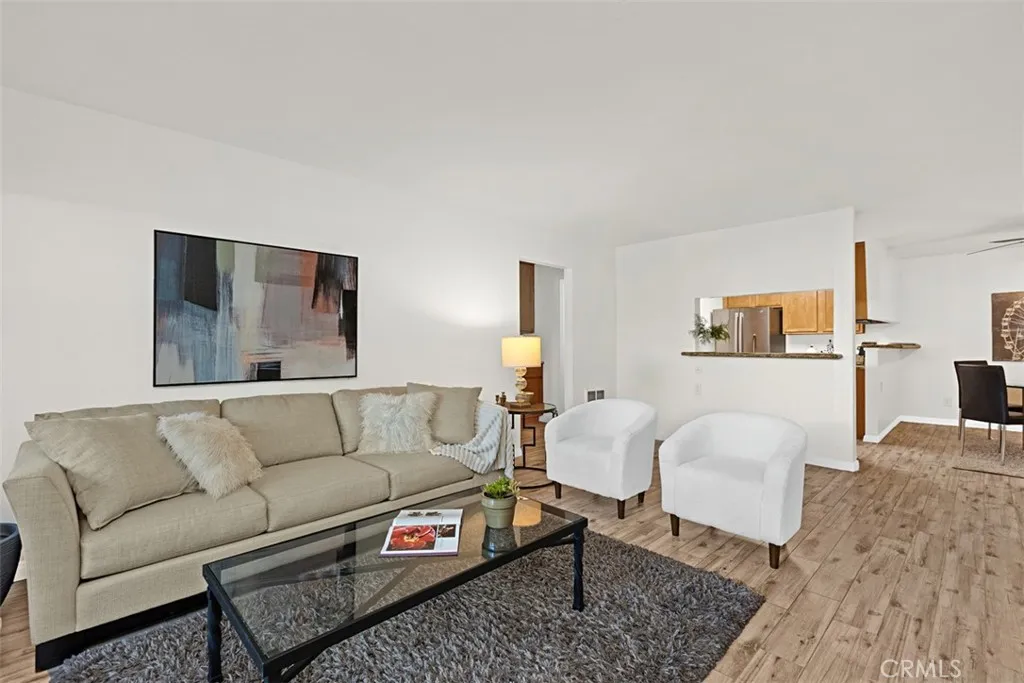 1345 Cabrillo Park Unit F05, Santa Ana, CA 92701 - Main photo, Santa Ana, CA