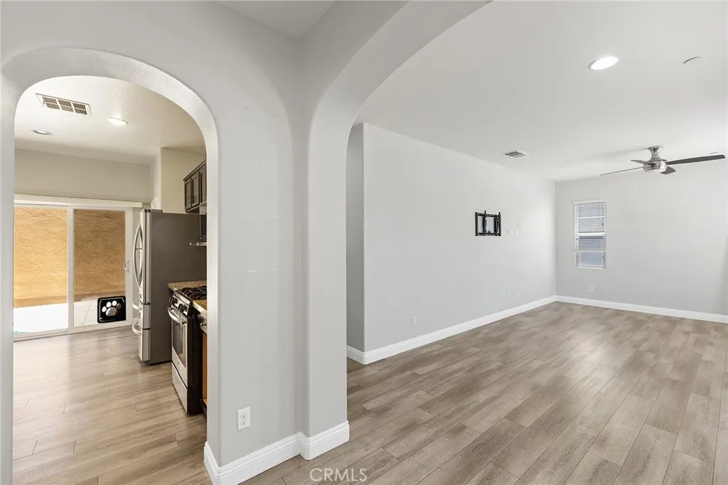 37330 Paseo Tulipa, Murrieta, CA 92563 - Photo 5 of 34, Murrieta, CA