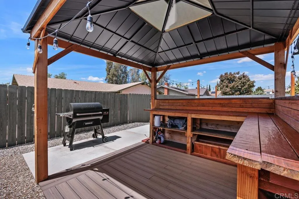https://cdn.realtyfeed.com/cdn/127/306769547/9dc3c03db48baa45da57889301c8f2a5.webp
