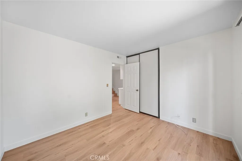 Photo #42: SW26154449 Listing: Photo #42