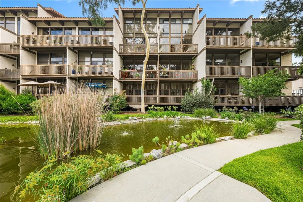 7106 Marina Pacifica Drive South, Long Beach, CA 90803 - Photo 3 of 38, Long Beach, CA