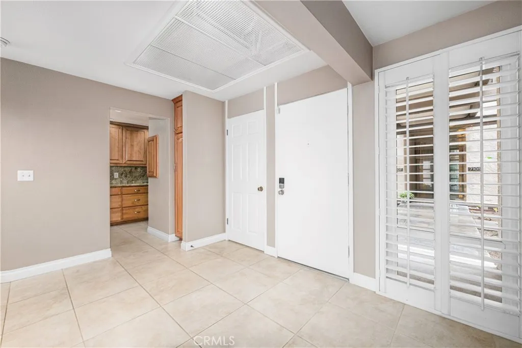 7106 Marina Pacifica Drive South, Long Beach, CA 90803 - Photo 4 of 38, Long Beach, CA