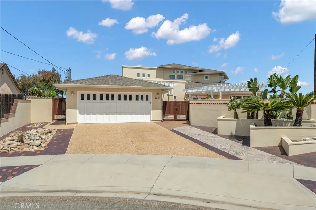 https://cdn.realtyfeed.com/cdn/127/306769554/0a806915f858671dc2375cab833ca436.webp