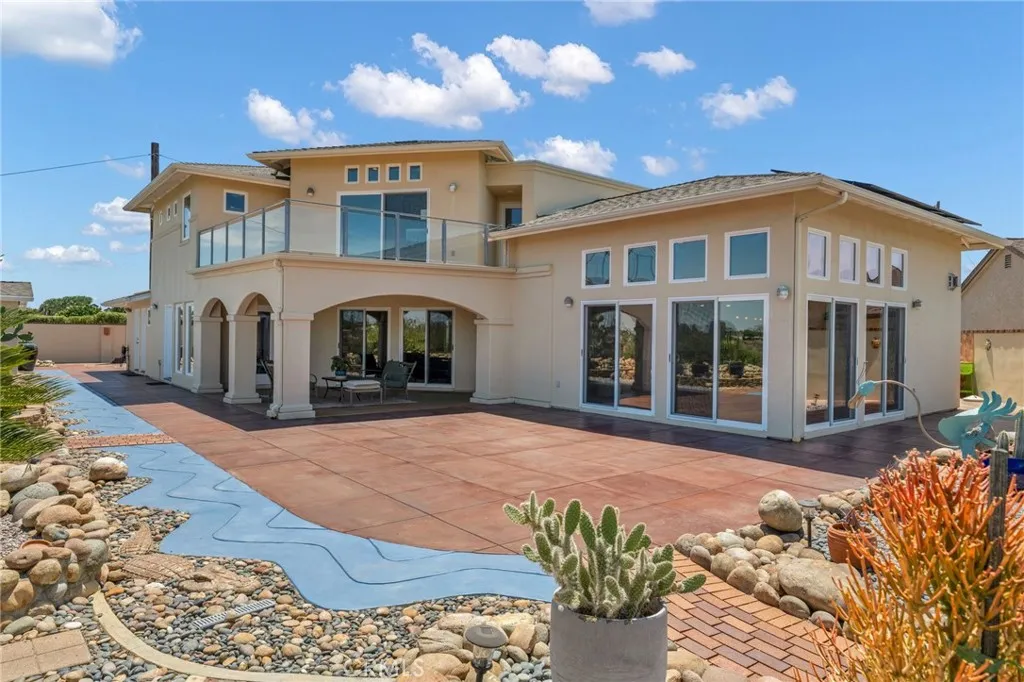https://cdn.realtyfeed.com/cdn/127/306769554/0ca50ccacd2186dfb0f0e794c9a4f378.webp