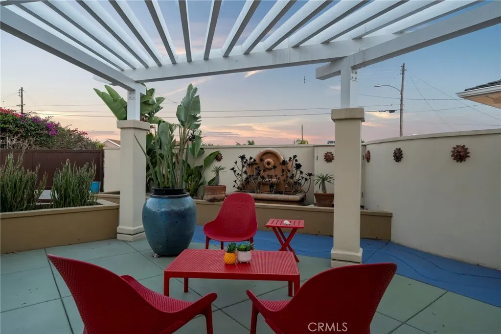 https://cdn.realtyfeed.com/cdn/127/306769554/2d72844dfc5c50173a754db0ee6d3327.webp