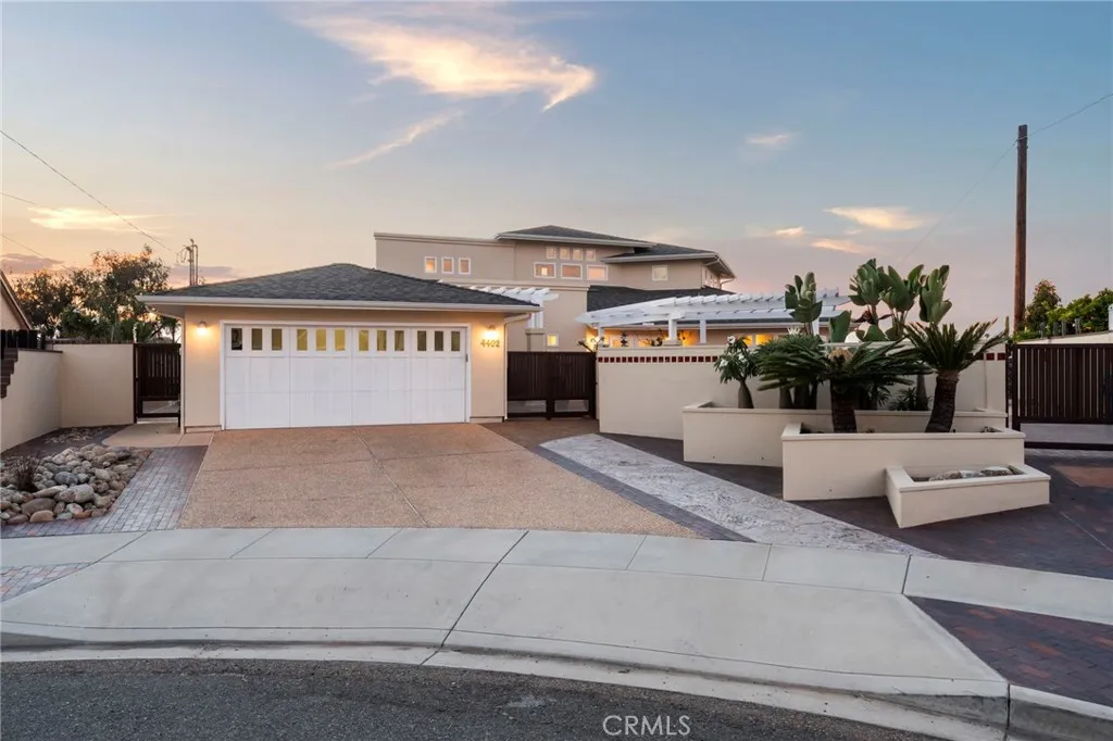 https://cdn.realtyfeed.com/cdn/127/306769554/364c83899878eed2efc2ef34e8a7c06e.webp