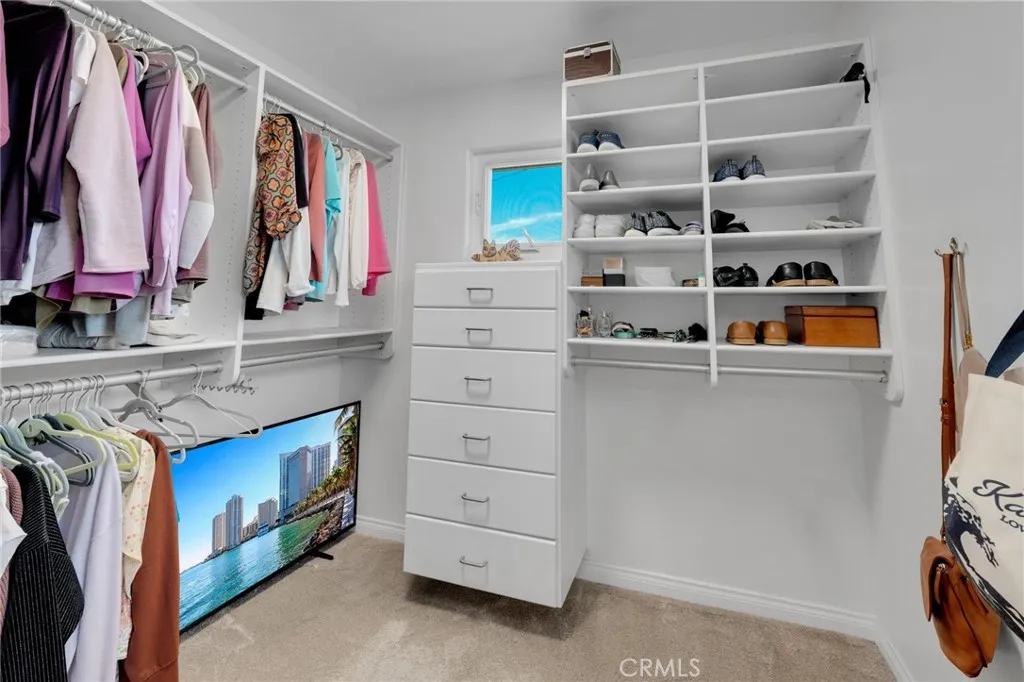 https://cdn.realtyfeed.com/cdn/127/306769554/b13948db6a26d8f47717b44274063479.webp