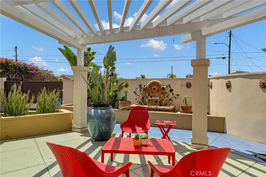 https://cdn.realtyfeed.com/cdn/127/306769554/f770e968c514dc79fd9fa6e7328b4059.webp