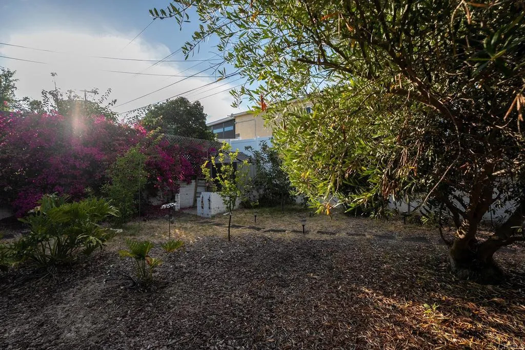 https://cdn.realtyfeed.com/cdn/127/306769555/0898051971af7e2c0f6d9d4ab4f1fa50.webp