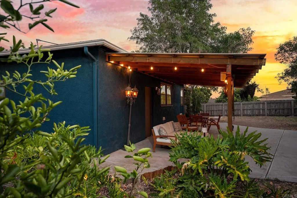 https://cdn.realtyfeed.com/cdn/127/306769555/76fcd1e32f6ed3c42a3489e2a9895a45.webp