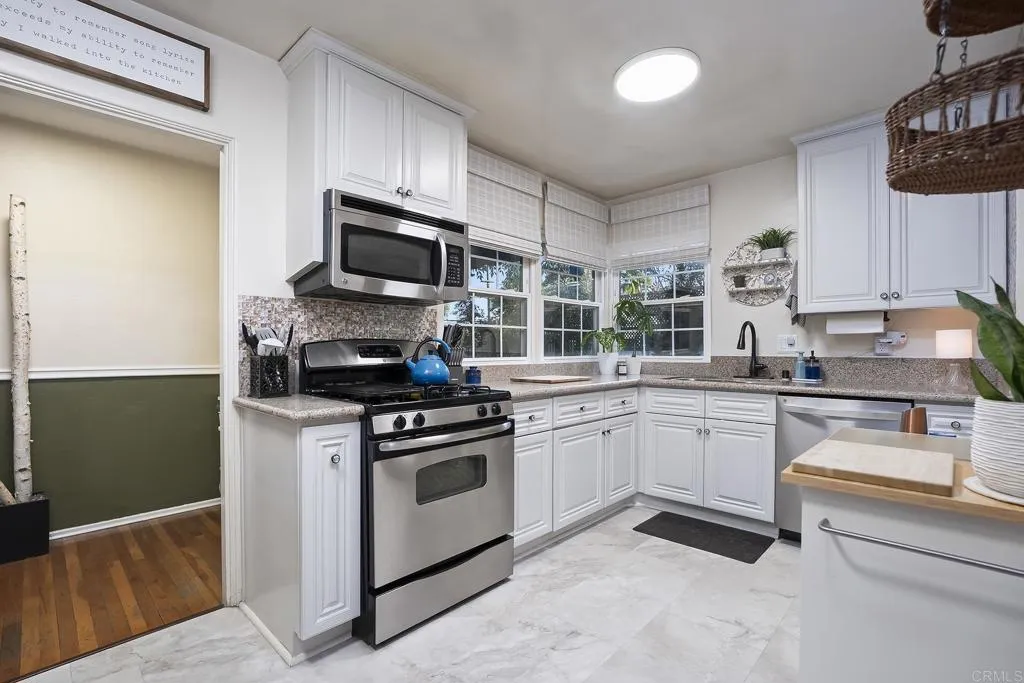 https://cdn.realtyfeed.com/cdn/127/306769555/cb3c45fc1b798b80b331af515d0bb265.webp
